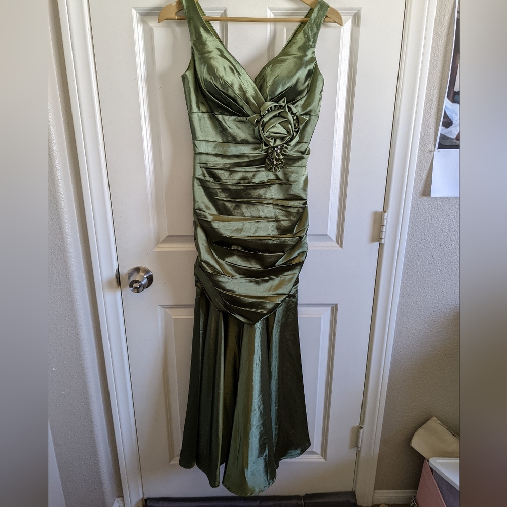 Silky green cocktail dress